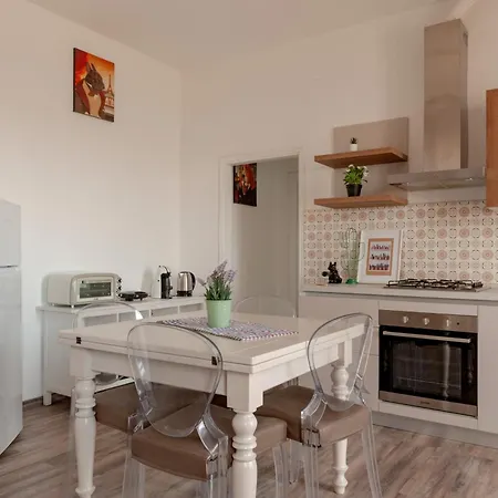 شقة Tarallino House